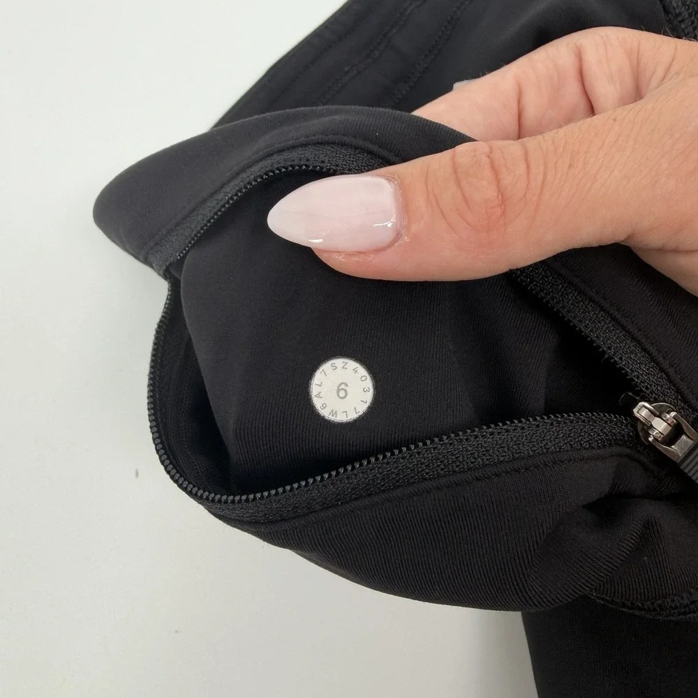 Lululemon Speed Up Crop 21